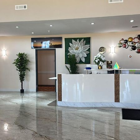 Royal Inn & Suites Adairsville Buitenkant foto