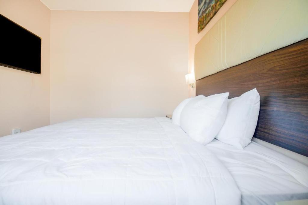 Royal Inn & Suites Adairsville Buitenkant foto