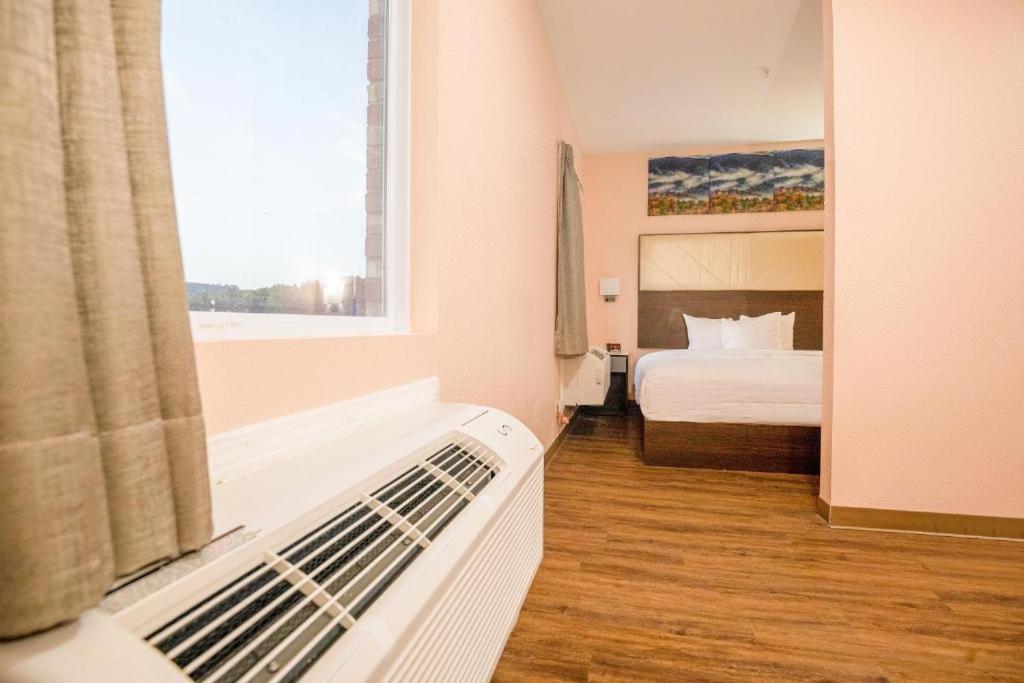 Royal Inn & Suites Adairsville Buitenkant foto