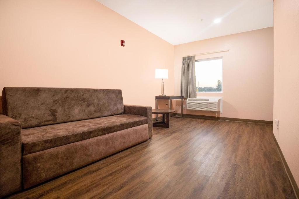 Royal Inn & Suites Adairsville Buitenkant foto