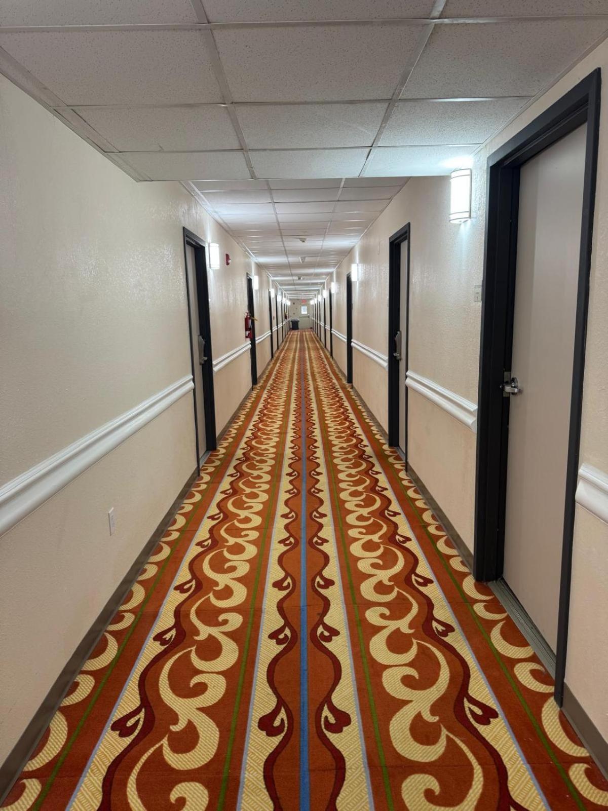 Royal Inn & Suites Adairsville Buitenkant foto